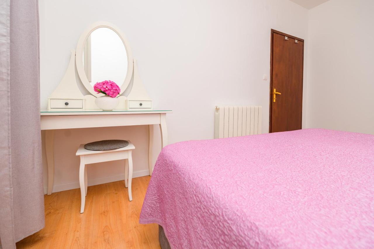 House Rosa Leilighet Mali Lošinj Eksteriør bilde