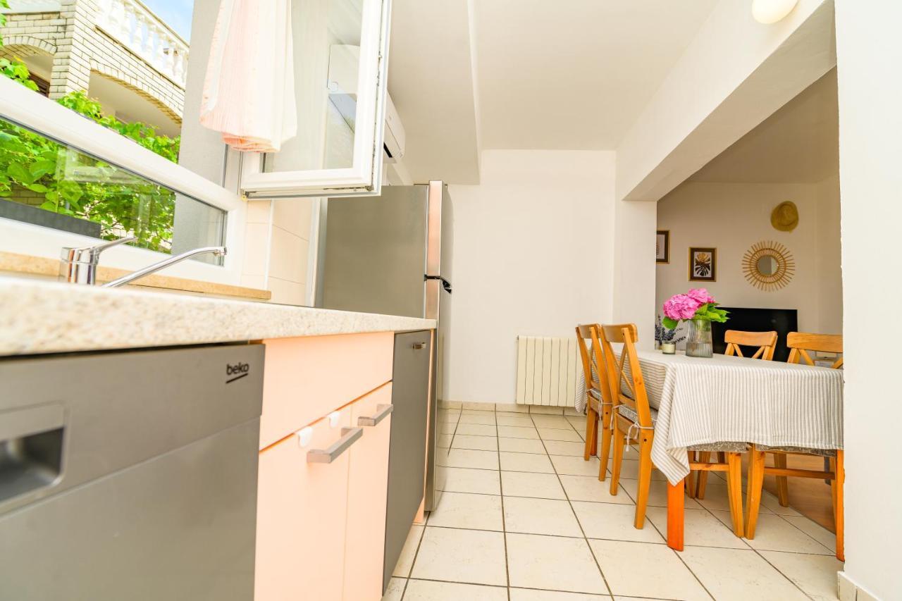House Rosa Leilighet Mali Lošinj Eksteriør bilde